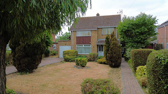 3 Bedroom Detached House For Sale In London Road, Chatteris, Cambs., PE16