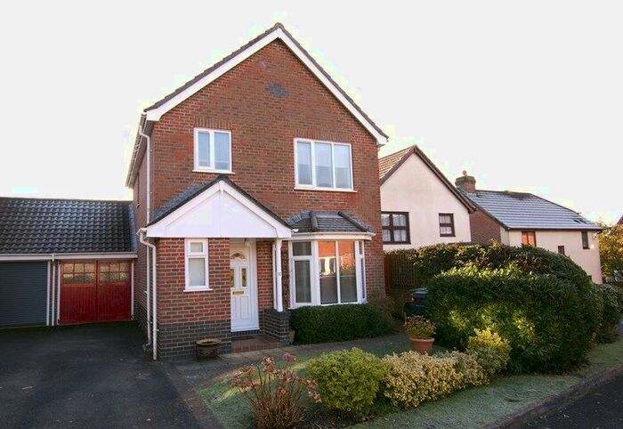 3 Bedroom Detached House To Rent In Dogwood Road, Broadstone, Dorset, BH18