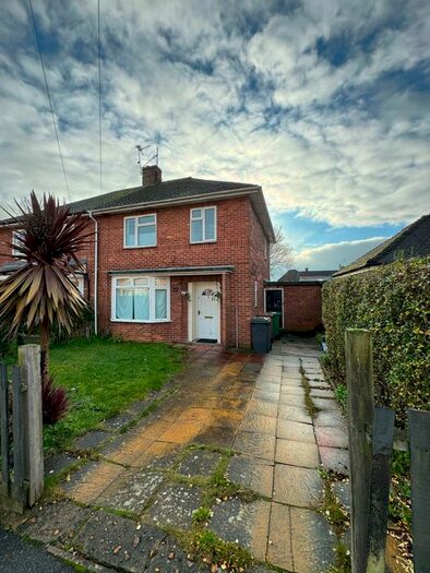 3 Bedroom Semi-Detached House To Rent In Eastleigh Road, Peterborough, PE1