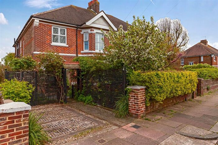 4 Bedroom Semi Detached House For Sale In Forest Road, Worthing, BN14