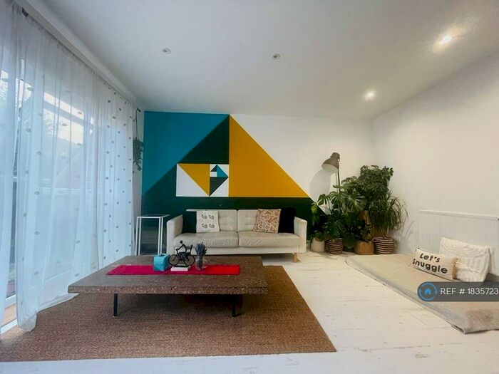 2 Bedroom Terraced House To Rent In Dowletts Road, Chadwell Heath, RM8