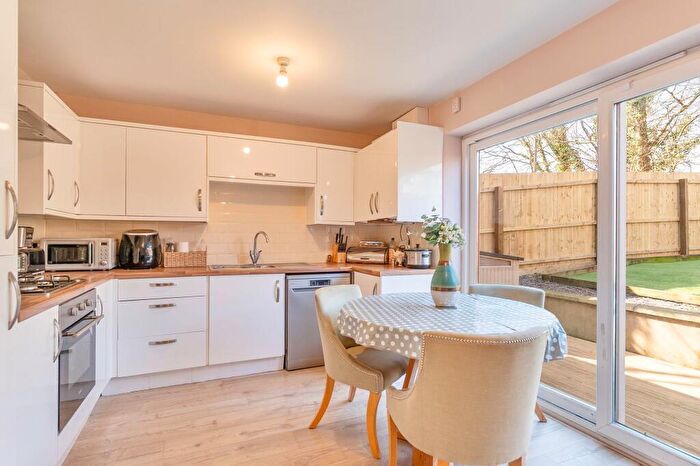 3 Bedroom Semi-Detached House For Sale In Mill Heath, Bettws, NP20