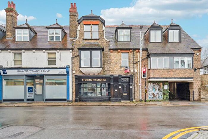 1 Bedroom Flat To Rent In Church Street, Rickmansworth, WD3