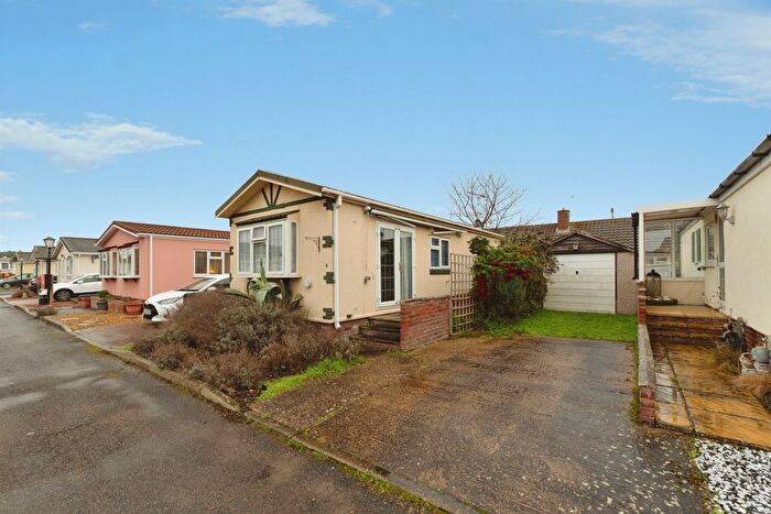 2 Bedroom Park Home For Sale In London Road, Brandon, IP27