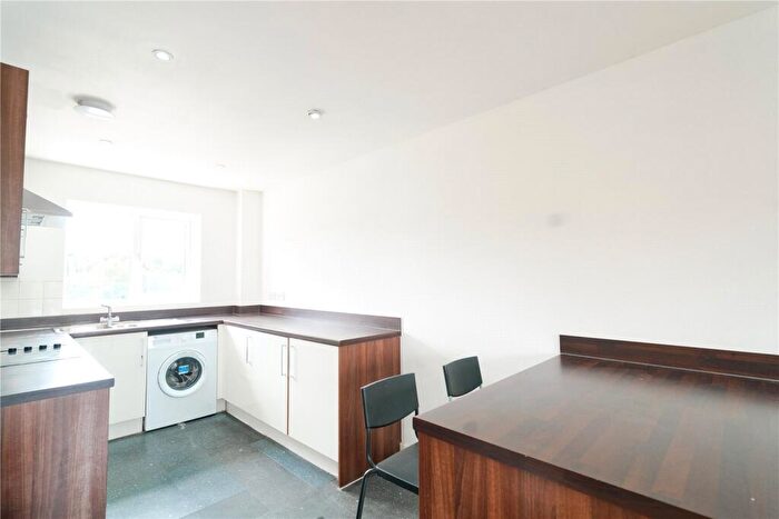 2 Bedroom Apartment To Rent In Springmeadow Road, Edgbaston, Birmingham, West Midlands, B15