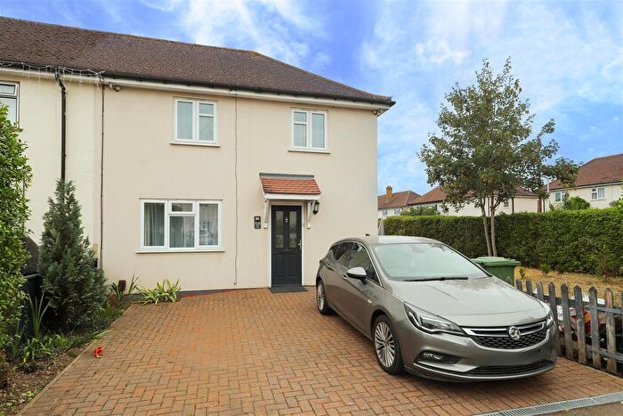3 Bedroom End Terrace House For Sale In Kings Road, West Drayton, UB7