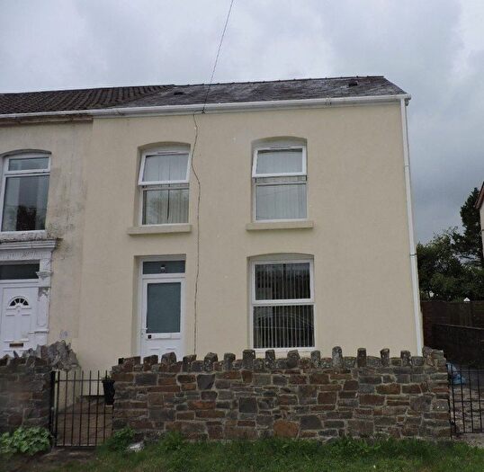 3 Bedroom Semi-Detached House For Sale In Heol Rhyd Ddu Fach, Cwmllynfell, Swansea, SA9