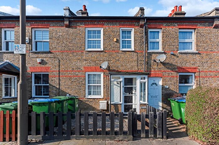 2 Bedroom Terraced House To Rent In Green Lane, London, SE9