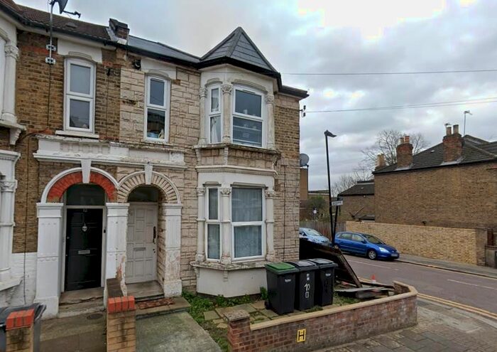 1 Bedroom Flat To Rent In Berners Road, London, N22