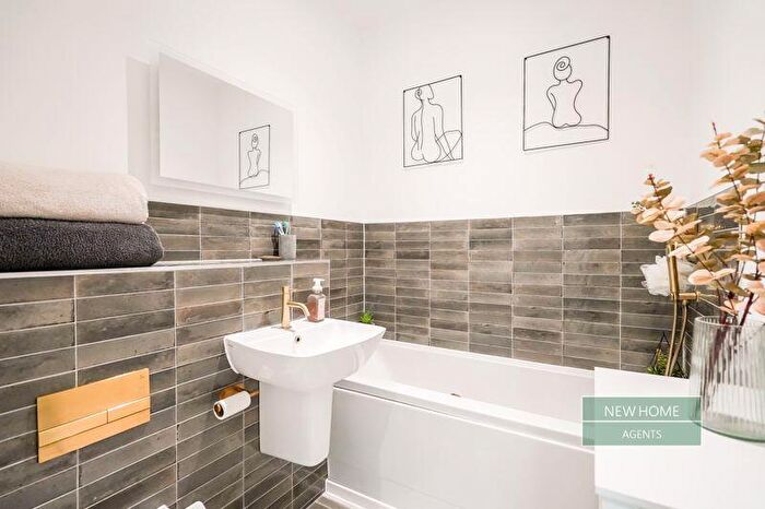 1 Bedroom Flat For Sale In Central House, Eagle Way, Great Warley, CM13