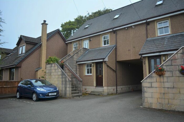 2 Bedroom Flat To Rent In Birkhill Road, Stirling, Stirlingshire, FK7