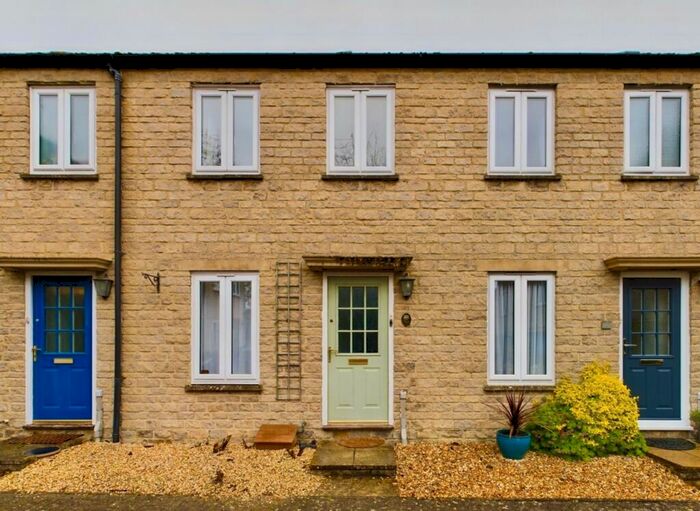 2 Bedroom Terraced House To Rent In Cotshill Gardens, Chipping Norton, OX7