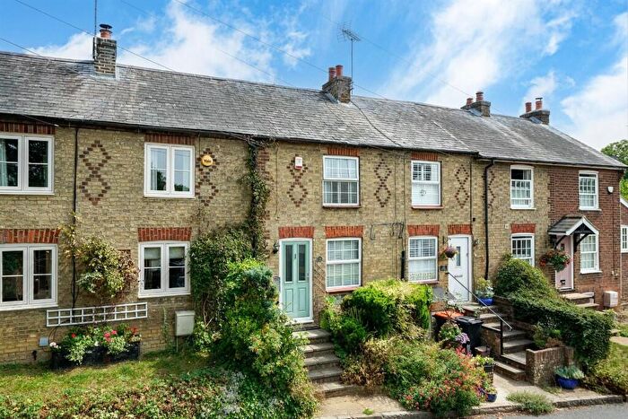 2 Bedroom Terraced House For Sale In Dunstable Road, Studham, LU6