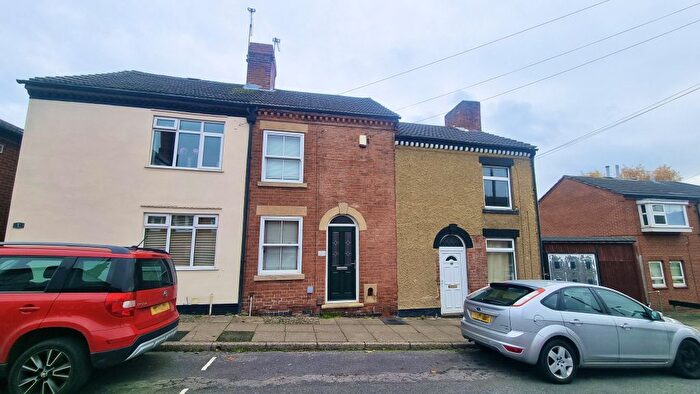 2 Bedroom Terraced House To Rent In Raglan Street, NG16