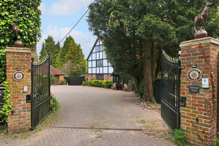 8 Bedroom Detached House For Sale In Nutley, Uckfield, TN22