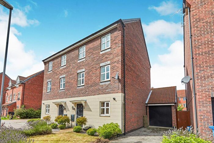 4 Bedroom House To Rent In Girton Way, Mickleover, Mickleover, DE3