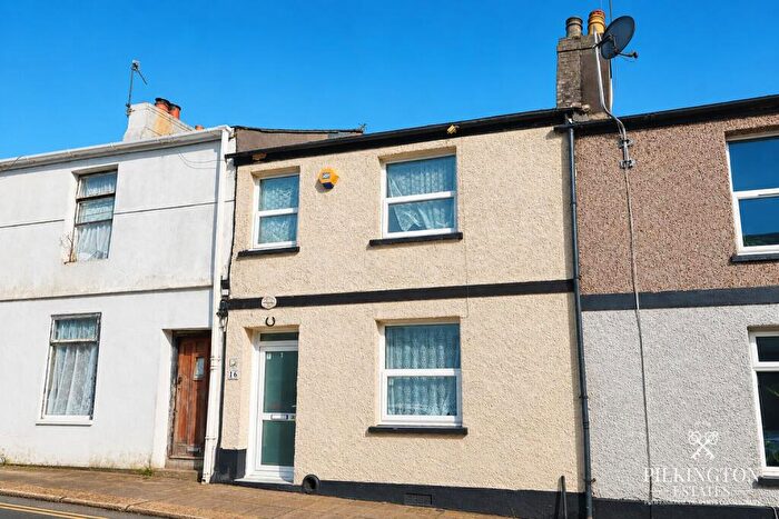 3 Bedroom Terraced House For Sale In Providence Street, Plymouth, Devon, PL4