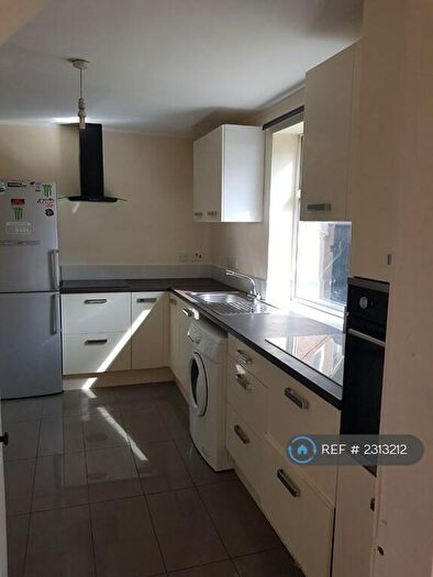 3 Bedroom Semi-Detached House To Rent In Poulter Street, Langwith, Mansfield, NG20