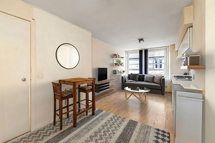1 Bedroom Flat For Sale In / Bothwell House, Bothwell Street, Easter Road, Edinburgh, EH7