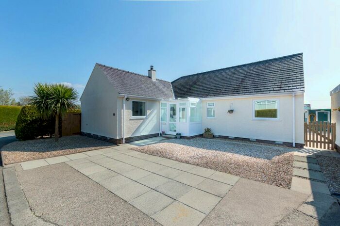 3 Bedroom Bungalow For Sale In Bryn Teg, Llansadwrn, Menai Bridge, Isle Of Anglesey, LL59