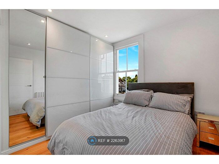 1 Bedroom Flat To Rent In Bouverie Road, London, N16