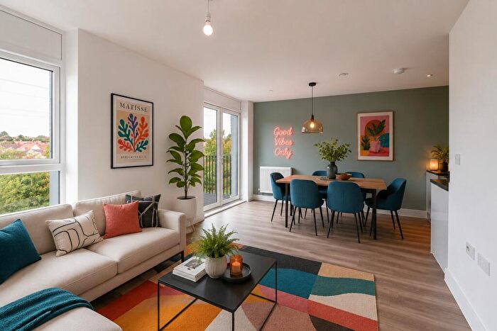 1 Bedroom Apartment For Sale In Merryweather Avenue, Bristol, BS7