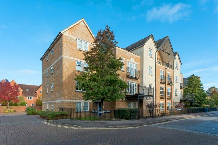 2 Bedroom Apartment To Rent In Elizabeth Jennings Way, Oxford, OX2