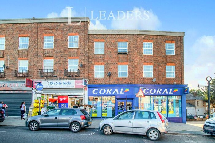 3 Bedroom Flat To Rent In High Street, Stanford Le Hope, SS17