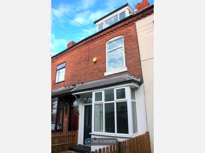 3 Bedroom Terraced House To Rent In The Grove, Birmingham, B16