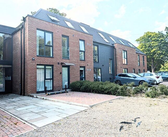 1 Bedroom Flat To Rent In Towers Avenue, Jesmond, Newcastle Upon Tyne, NE2