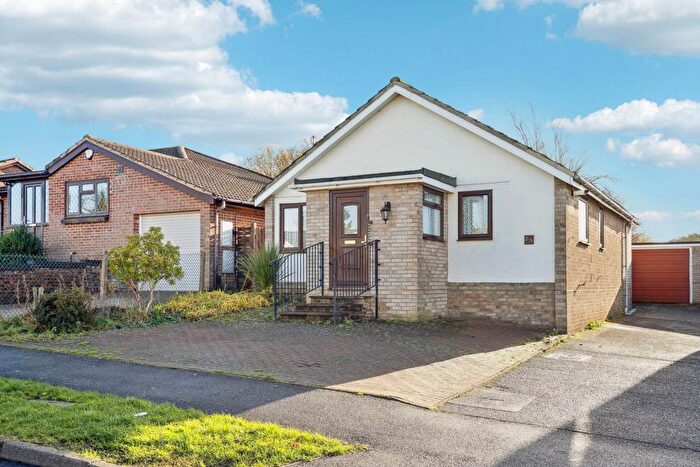 2 Bedroom Bungalow For Sale In The Mead, Carpenders Park, WD19
