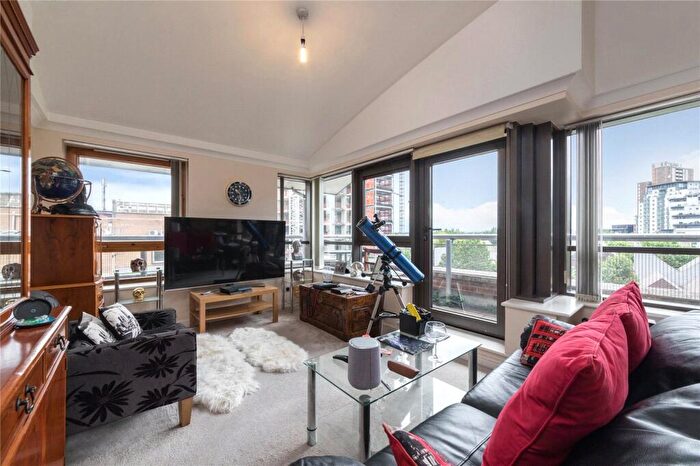 1 Bedroom Flat To Rent In Meridian Place, South Quay, E14