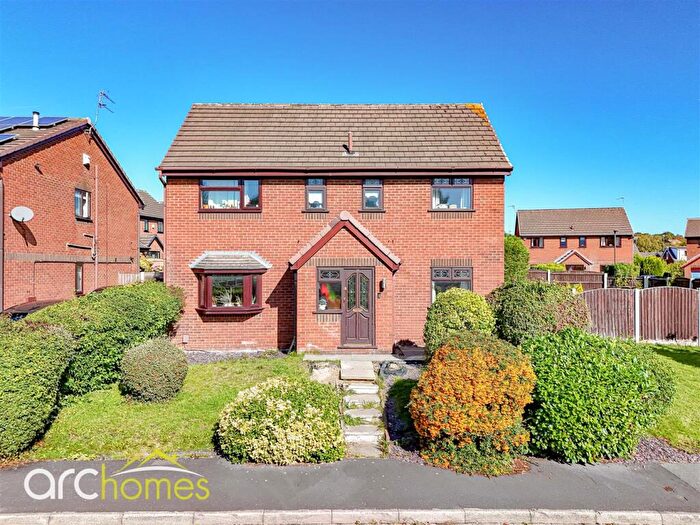 4 Bedroom Detached House For Sale In Carr Brook Drive, Atherton, Manchester, M46