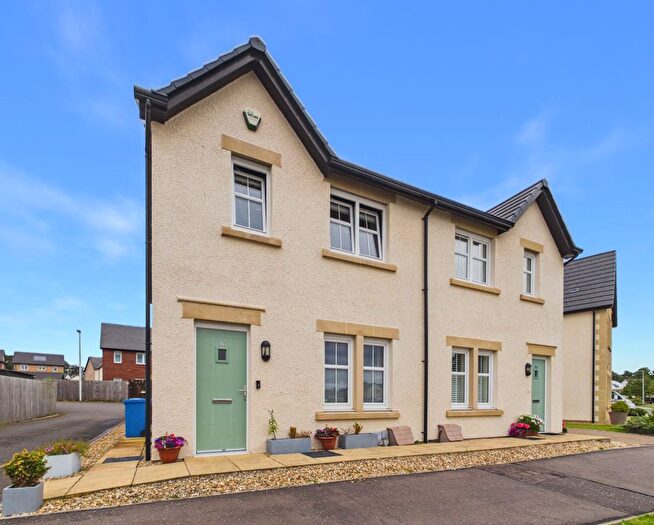 3 Bedroom Semi-detached House For Sale In Loaningdale Avenue, Biggar, ML12