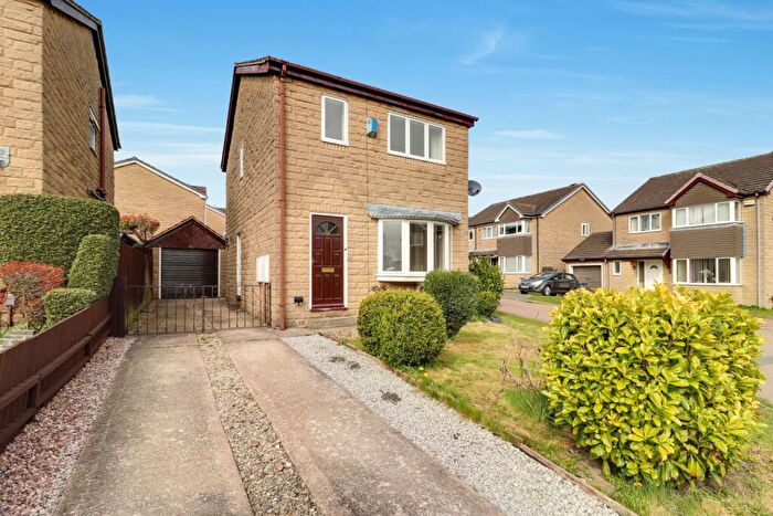 3 Bedroom Detached House For Sale In Royd Croft, Huddersfield, West Yorkshire, HD3