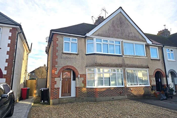 3 Bedroom End Of Terrace House To Rent In Newtown Avenue, North Bersted, Bognor Regis, PO21