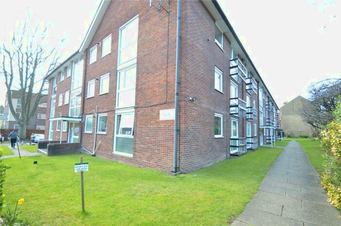 2 Bedroom Apartment To Rent In Godstone Road, Purley, CR8