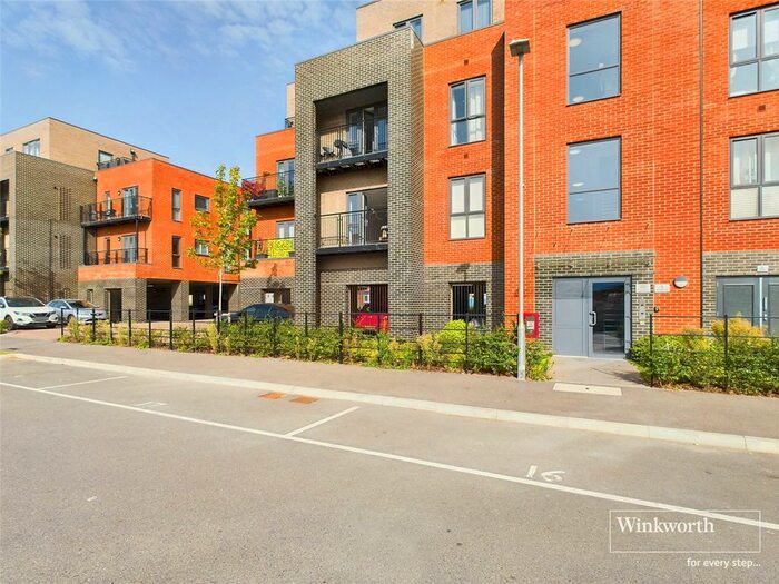 1 Bedroom Flat To Rent In Nightingale Way, Lonian House, RG30