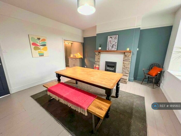 2 Bedroom Semi-Detached House To Rent In Higher Hud Hey, Haslingden, Rossendale, BB4