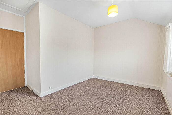 3 Bedroom Terraced House For Sale In Eltham Green Road, Eltham, SE9
