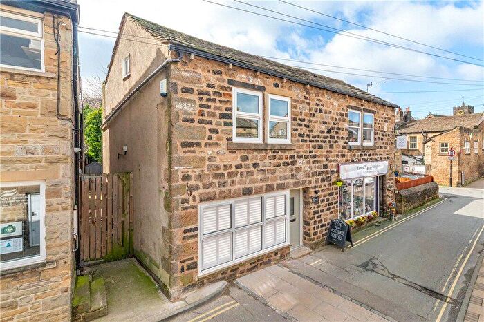 1 Bedroom Terraced House For Sale In Mercury Row, Otley, West Yorkshire, LS21