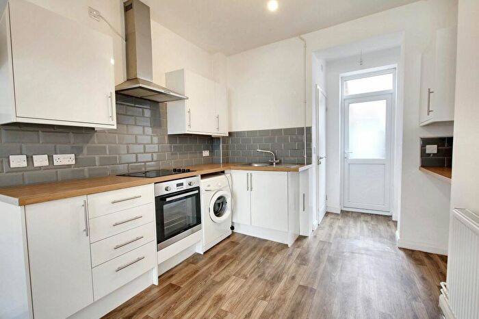 2 Bedroom Property To Rent In Clarendon Park Road, Leicester, LE2