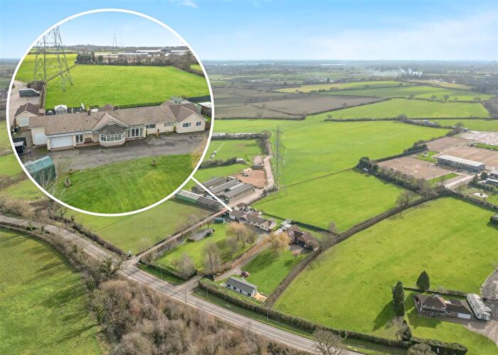 4 Bedroom Detached Bungalow For Sale In Bedworth Road, Bulkington, CV12