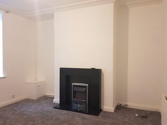 2 Bedroom Terraced House To Rent In Denton, Manchester, M34
