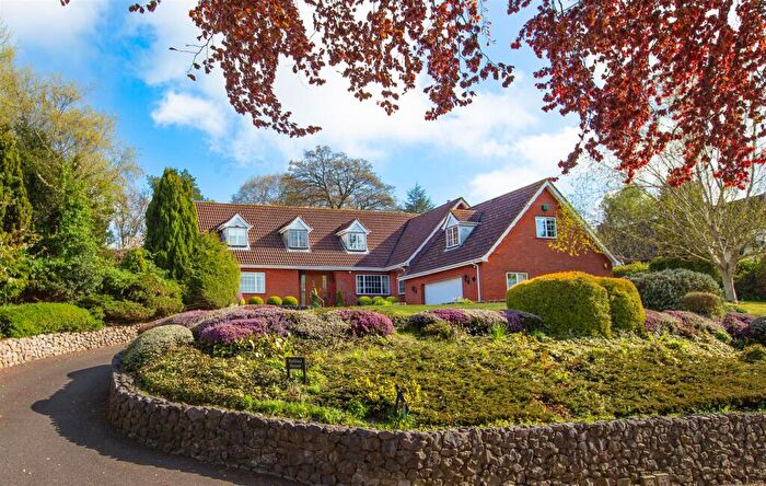 4 Bedroom Detached House For Sale In South Street, Louth, LN11