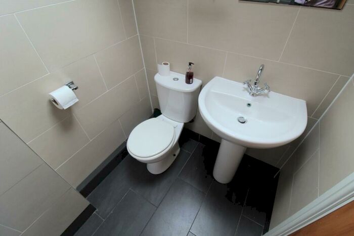 1 Bedroom Flat To Rent In Burnley Road, Crawshawbooth, BB4