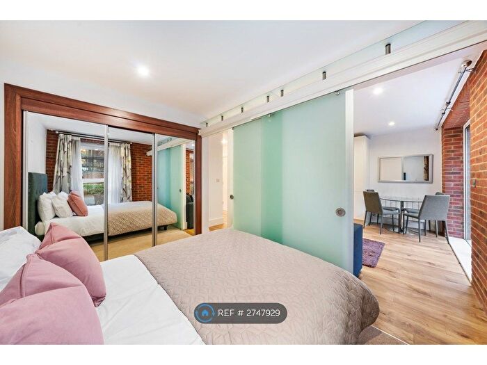 1 Bedroom Flat To Rent In Warehouse Court, London, SE18