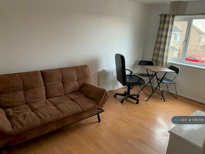 1 Bedroom Flat To Rent In Wivenhoe, Colchester, CO7