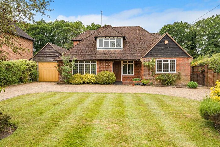 4 Bedroom House To Rent In Nightingale Avenue West Horsley, KT24