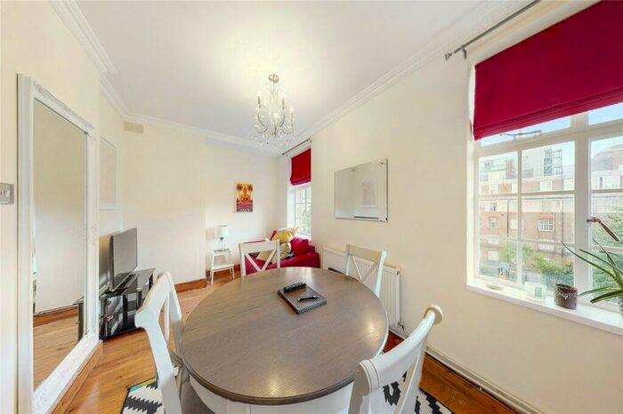 2 Bedroom Penthouse To Rent In Windsor House, N1